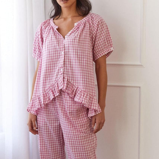 The Timeless Charm of Gingham: Elevate Your Nightwear with FondueHaven’s Pyjama Set